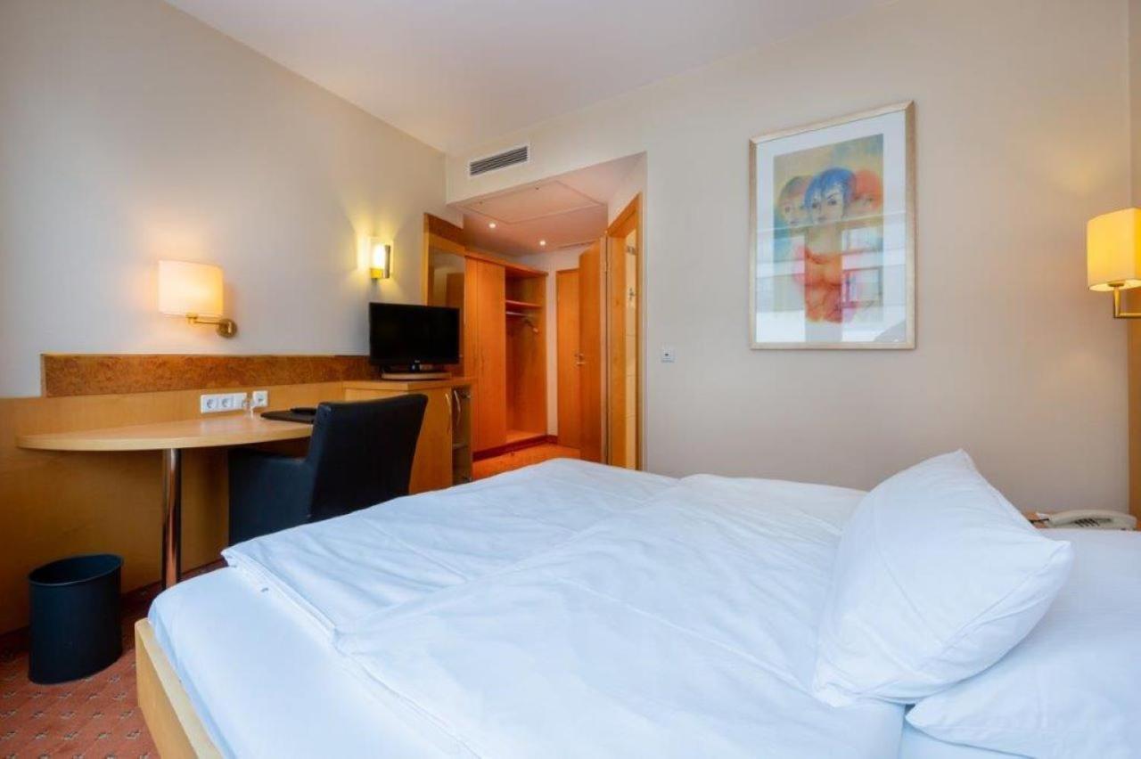 Hotel Kronenhotel 4*