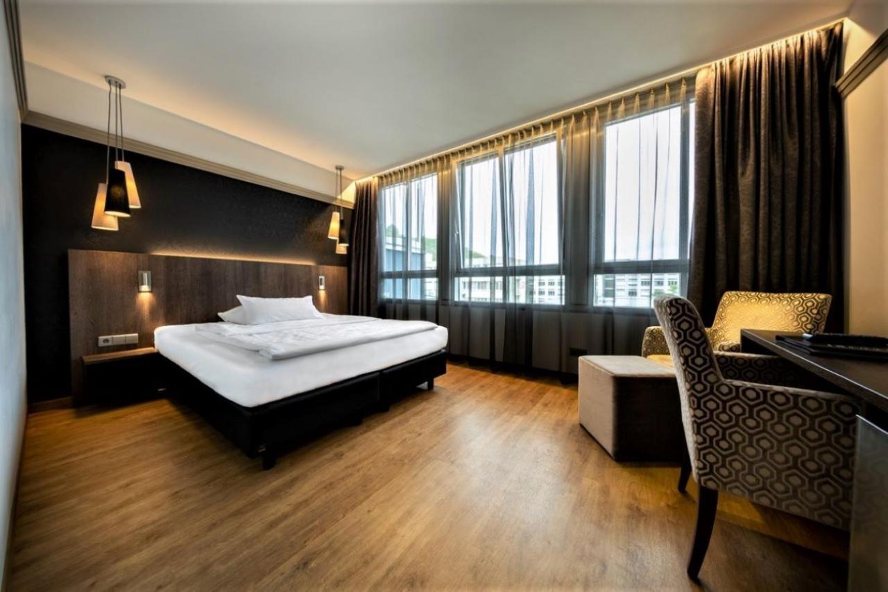 Hotel Kronenhotel 4*